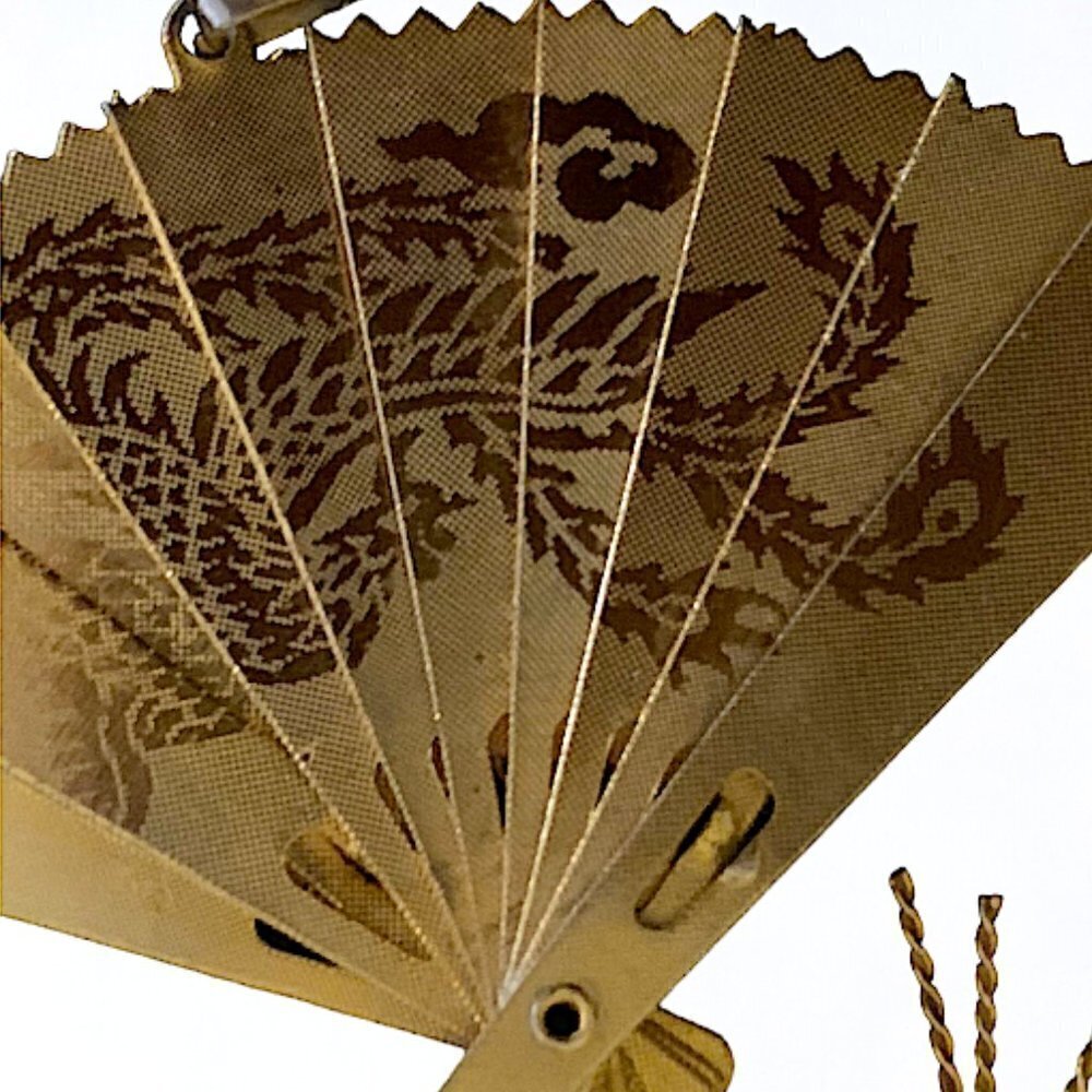 Vintage Adjustable Asian Fan Gold Tone Charm Pendant - Picture 3 of 6